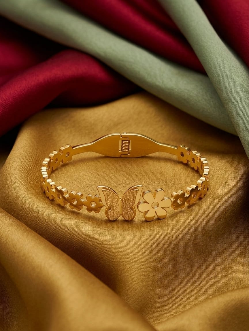 PREMIUM STELL GOLD BRACLET