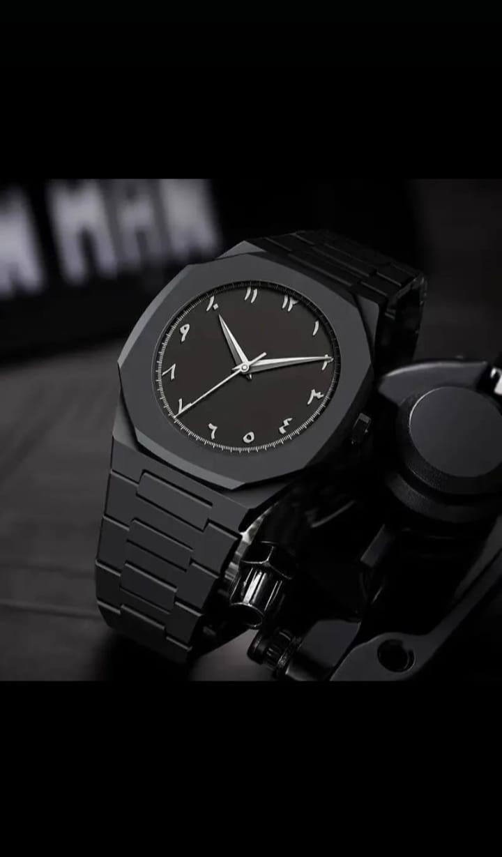URBAN TRENDZ PREMIUM BLACK AURA WATCH