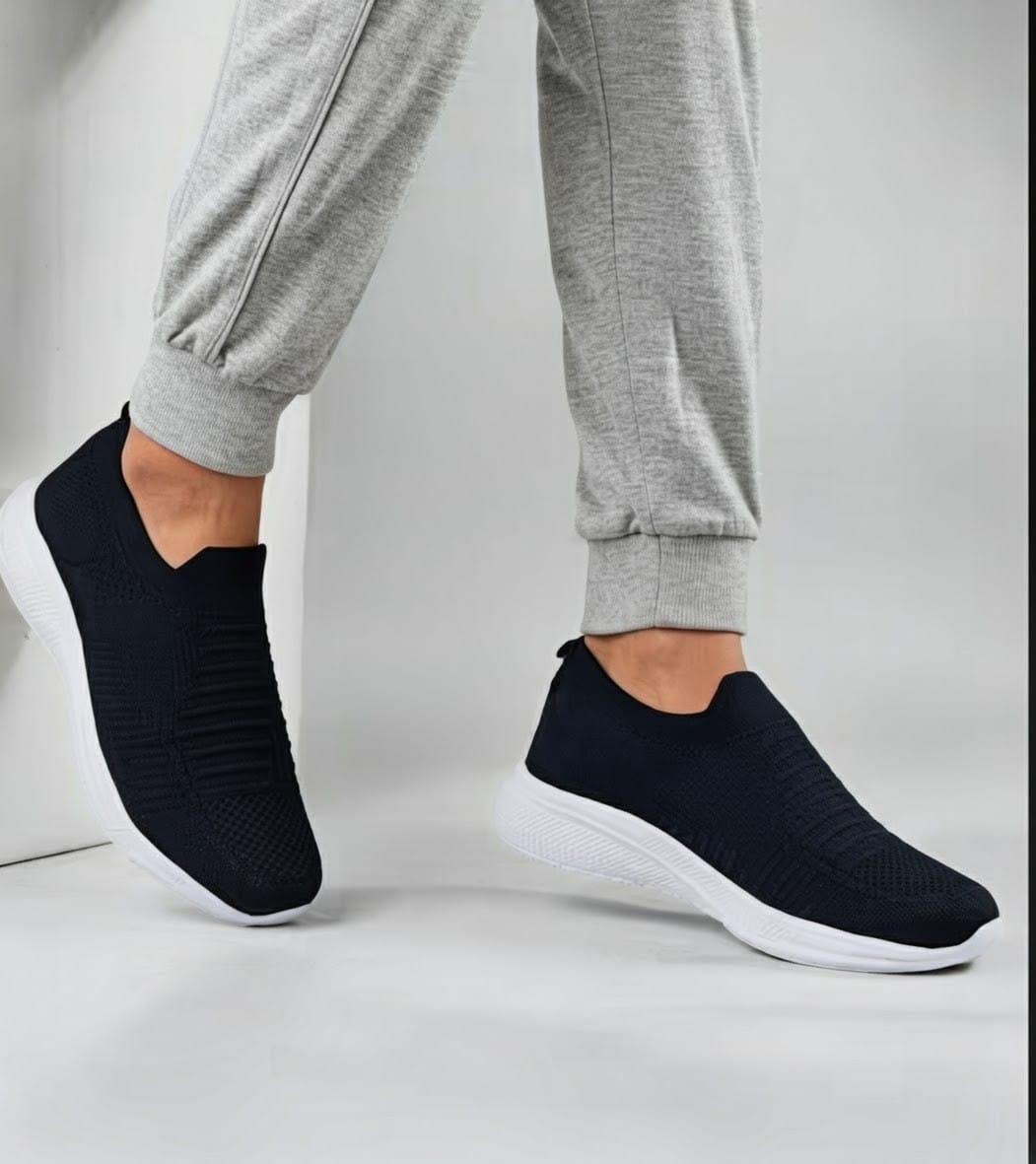 URBAN BLACK SHOES